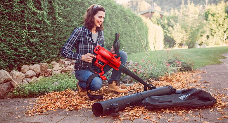 Aspirateur à feuilles portatif pour allées et sols sans feuilles